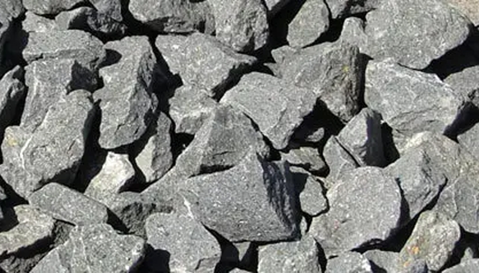 Black Basalt Crushed Rock (1/2")